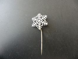 Altes Abzeichen Winterhilfe Stern