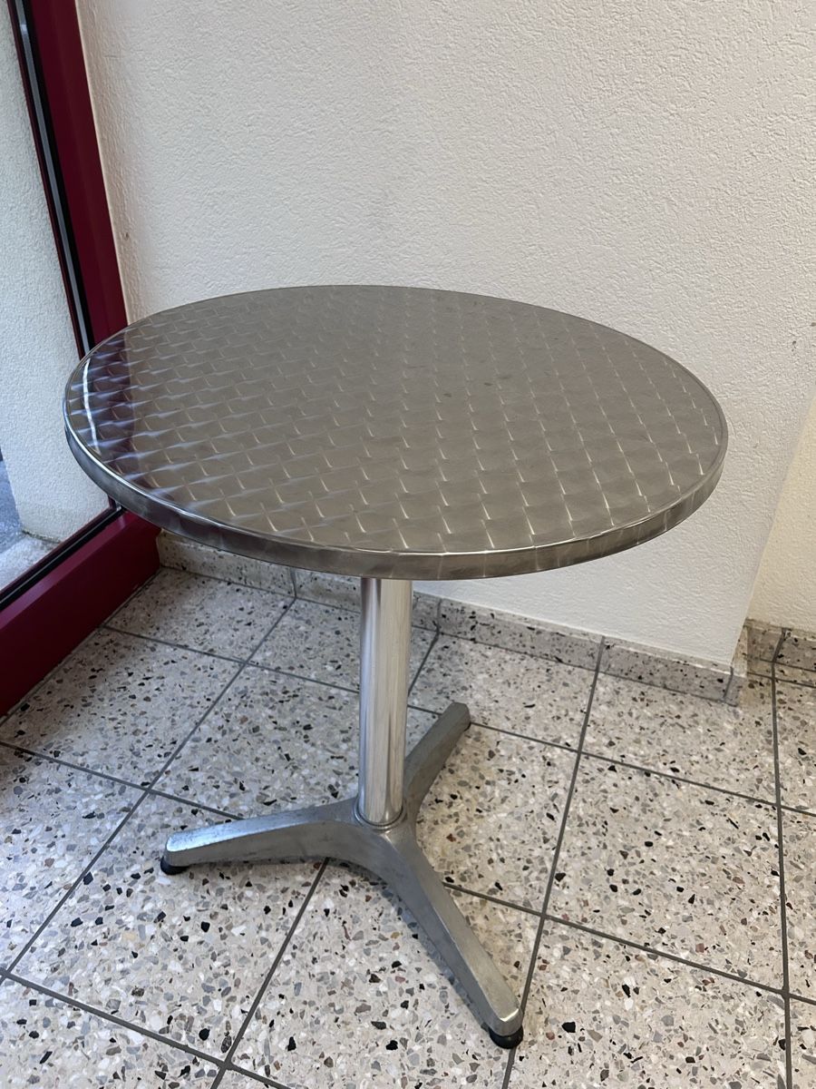 Tavoli: Bistrotisch/Balkontisch  – Usato da Rapperswil SG venduto da AndrePalu