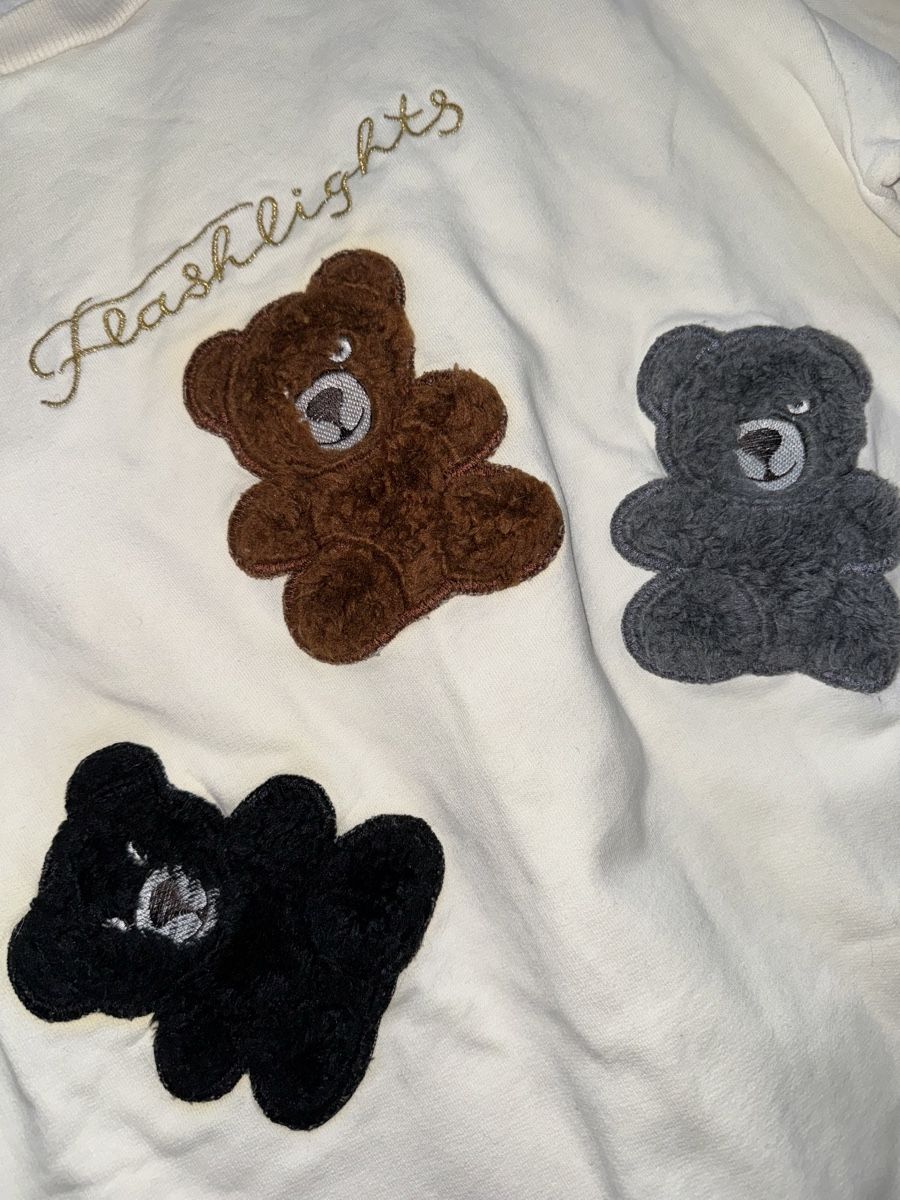 Pulls & Sweat-shirts: Sweatshirt mit Teddybären – D'occasion à Obfelden par tan_9lj9 4