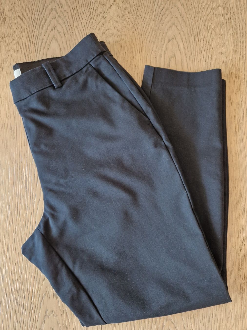 H&M Pantaloni: Schwarze Damen Stoffhose Gr.38,leicht & bequem – Usato da Glis venduto da Nathalie24