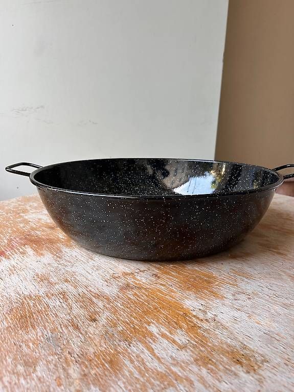 Pentole: Pentola grande per paella spagnola – Usato da Cureglia venduto da jka_qv7j 2