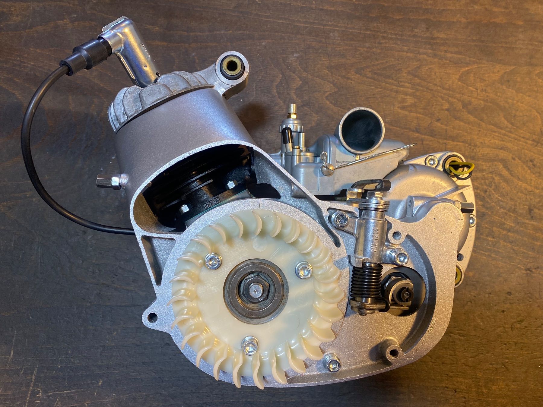 Sachs Parti ricambio per ciclomotori: Sachs 50/3 3-Gang Motor - Versand oder Einbau möglich – Usato da Hinwil venduto da Biketube 5