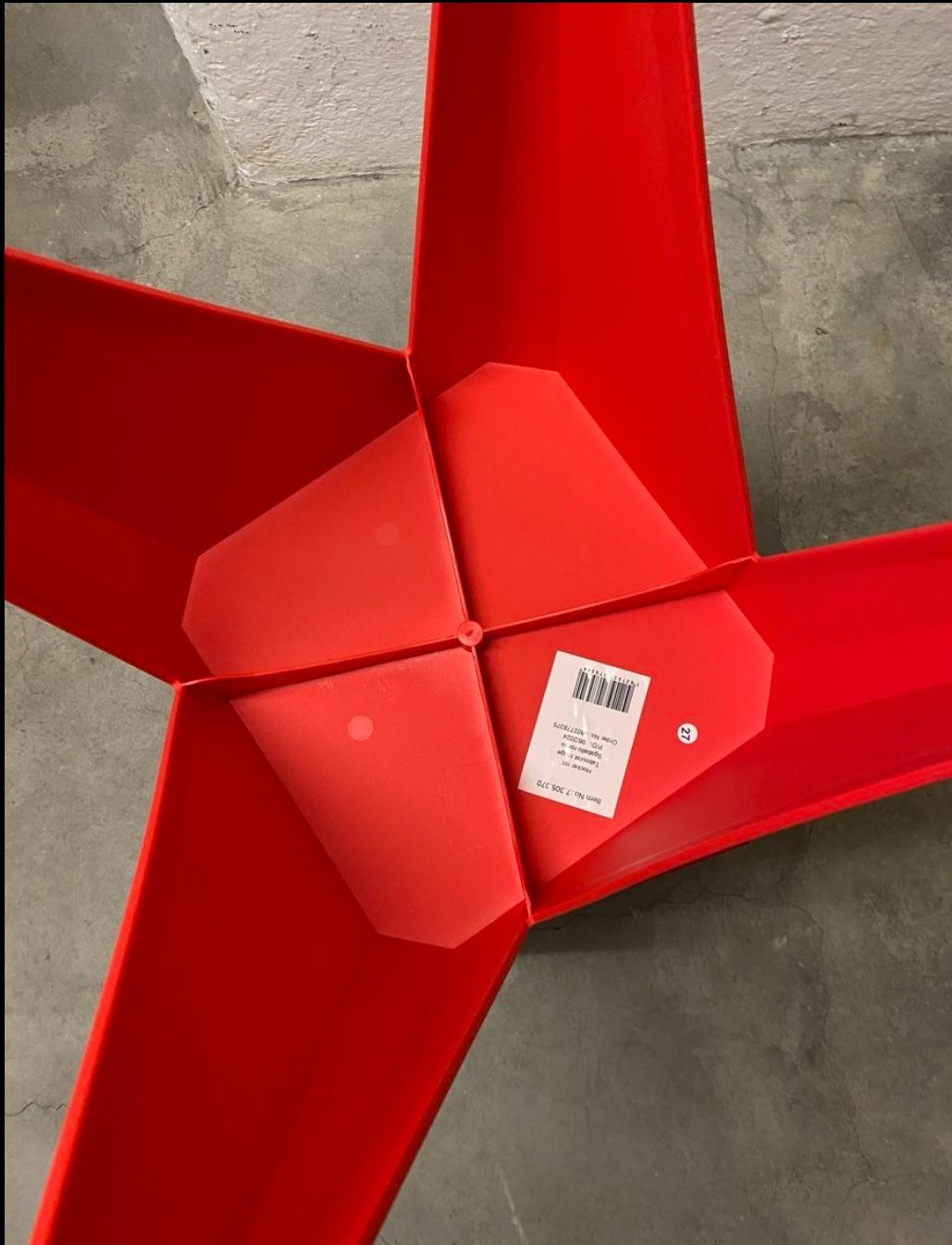 Pfister Hocker: Roter Hocker – Neu (gemäss Beschreibung) aus Zürich von Testore 1