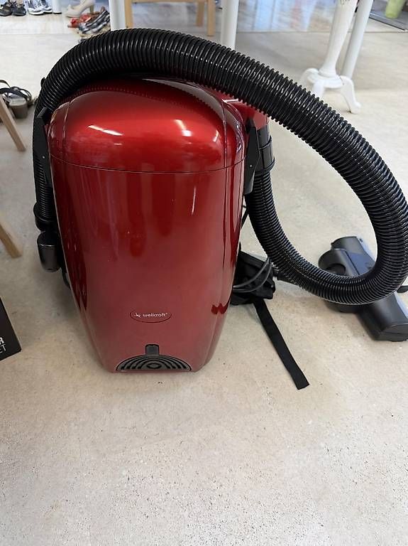 Aspirapolveri & Accessori: Wellcraft Rucksackstaubsauger – Usato da Wolfwil venduto da Hannes.L