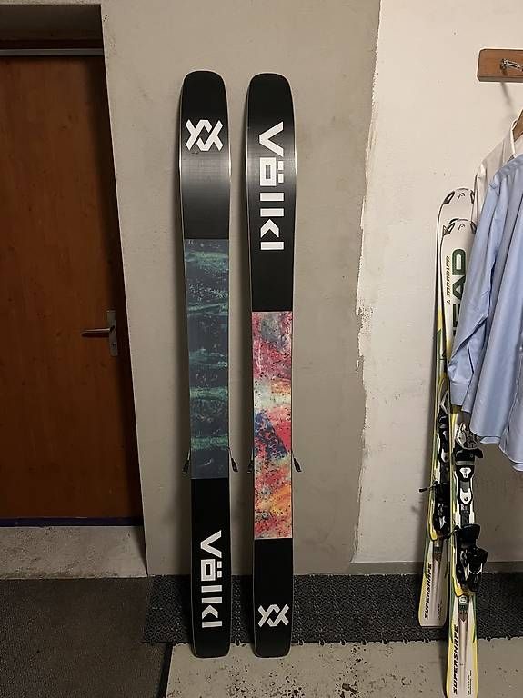 Sci: Völkl Revolt 121 + Marker Jester 18 Plus – Usato da Ebikon venduto da dah_t65r 2