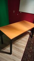 Tisch mit leicht Abmontierbare Beine