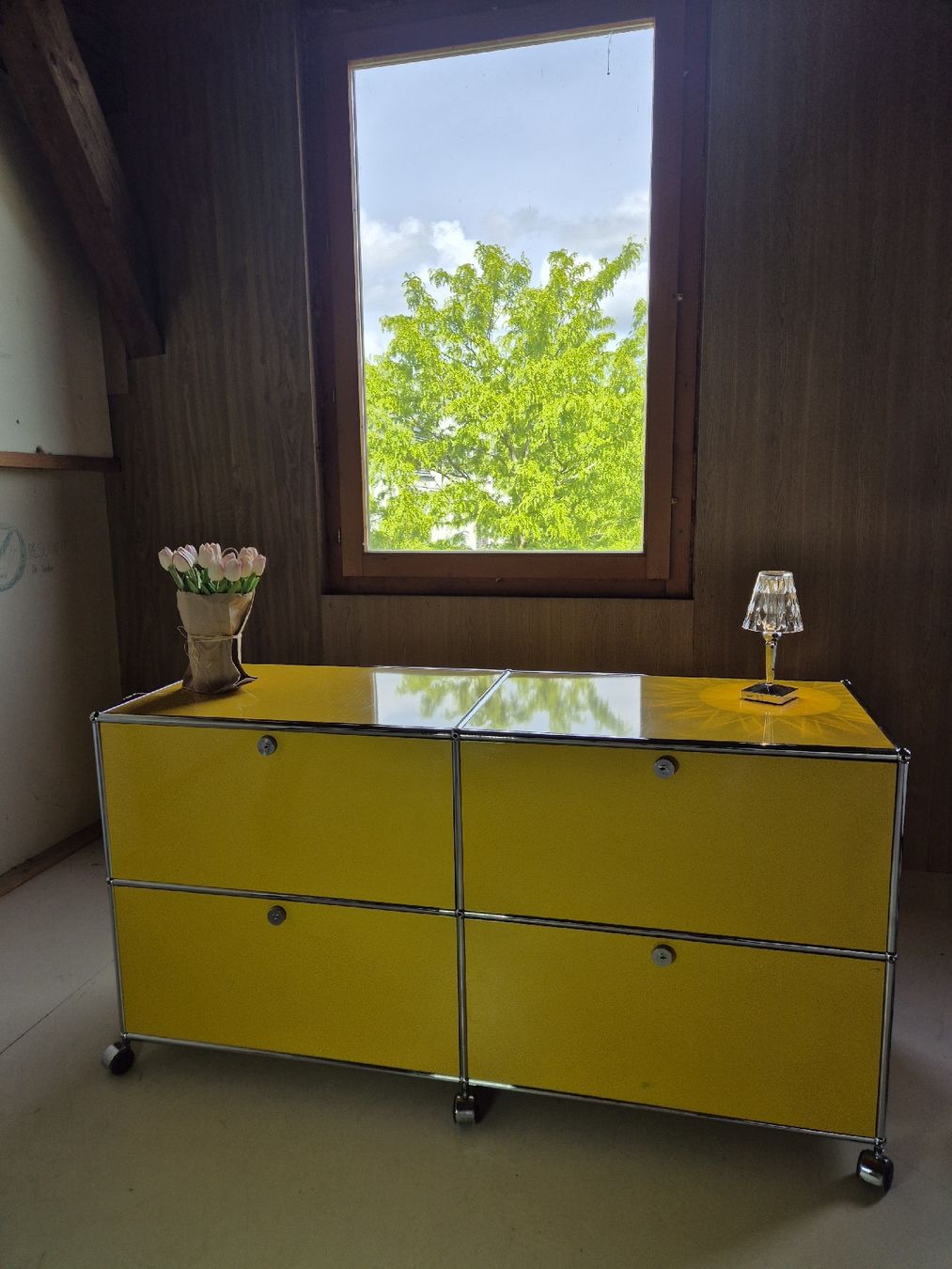 Cassettiere: USM HALLER HIGHBOARD VINTAGE GELB – Usato da Urtenen-Schönbühl venduto da swan777