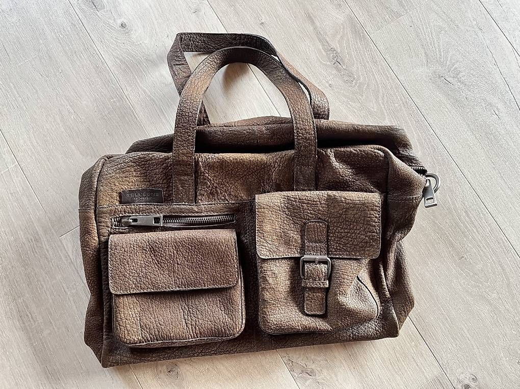 Koffer & Taschen: Ledertasche von Tell‘Sons – Gebraucht aus Küttigen von s_v_x9yq