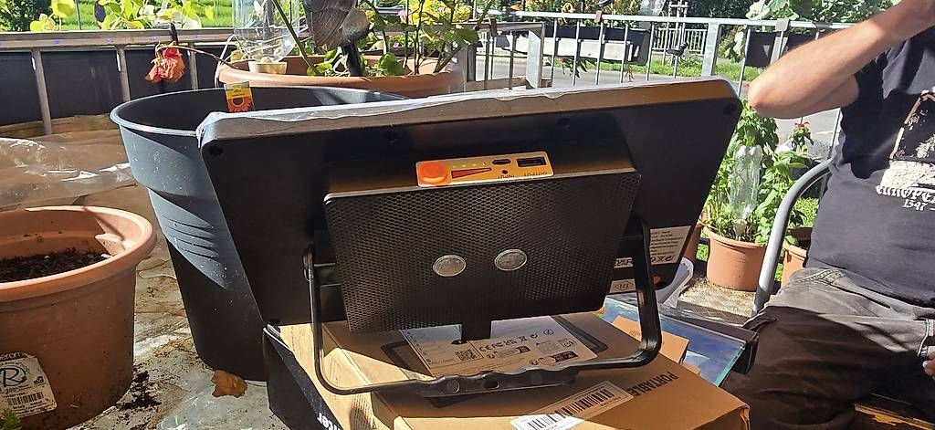 Scheinwerfer: Scheinwerfer temu – Gebraucht aus Dürnten von ang_q8bj
