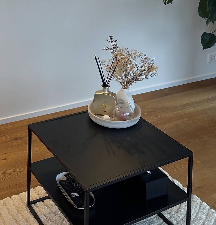 Tavoli: Quadratischer Couchtisch schwarz – Usato da Lauerz venduto da AnjaCarina01 1