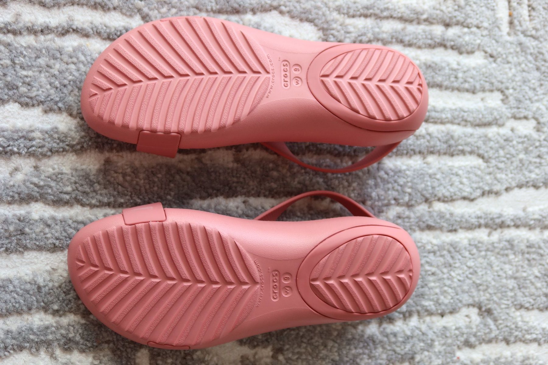 Crocs Scarpe da donna: Damensandale von CROCS, Grösse 40 - NEU – Nuovo e nell'imballaggio originale da Zürich venduto da Piki7 2