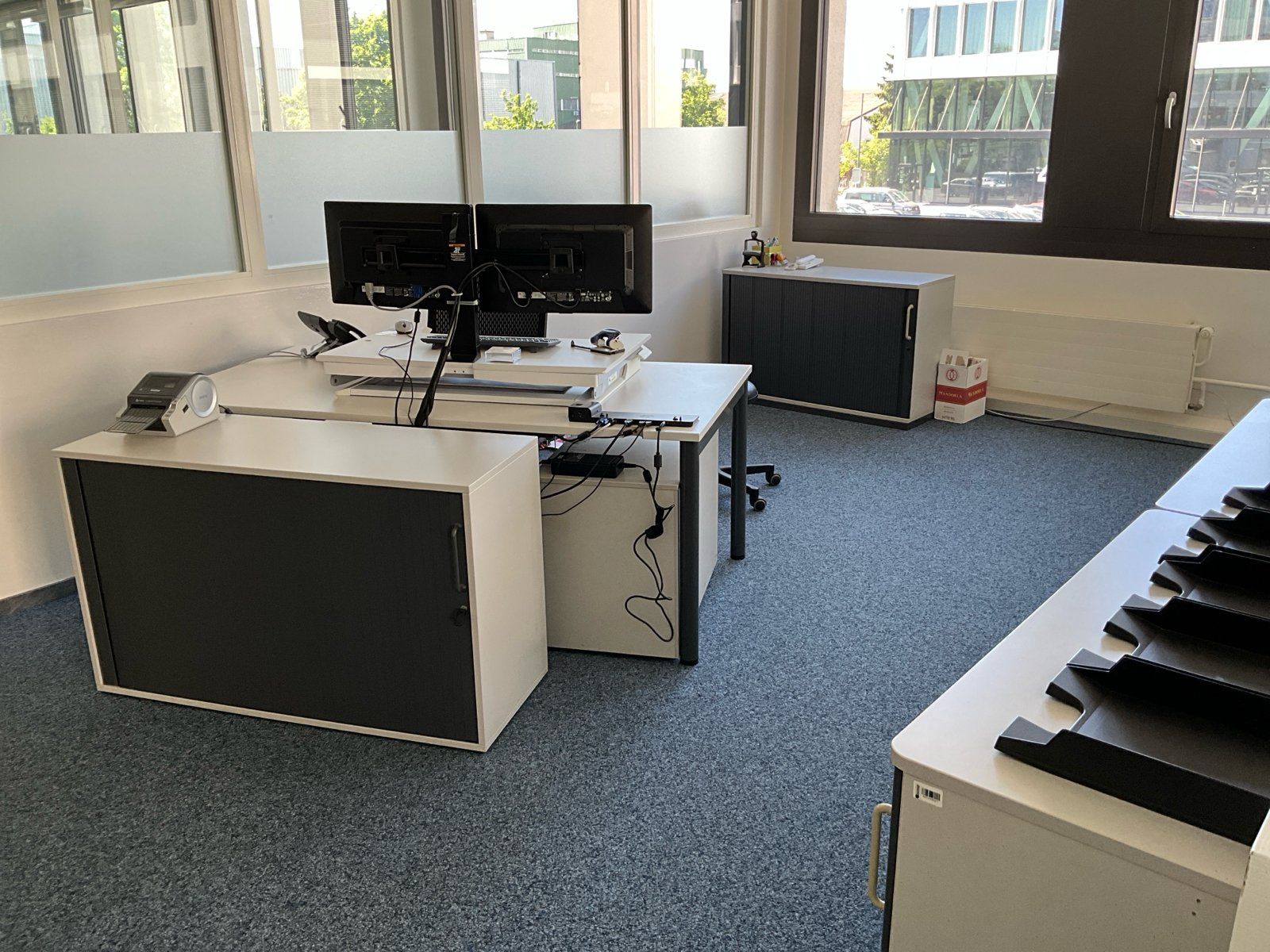 Scrivanie: Hochwertige Büromöbel – Usato da Zürich venduto da PIPM_Switzerland 3