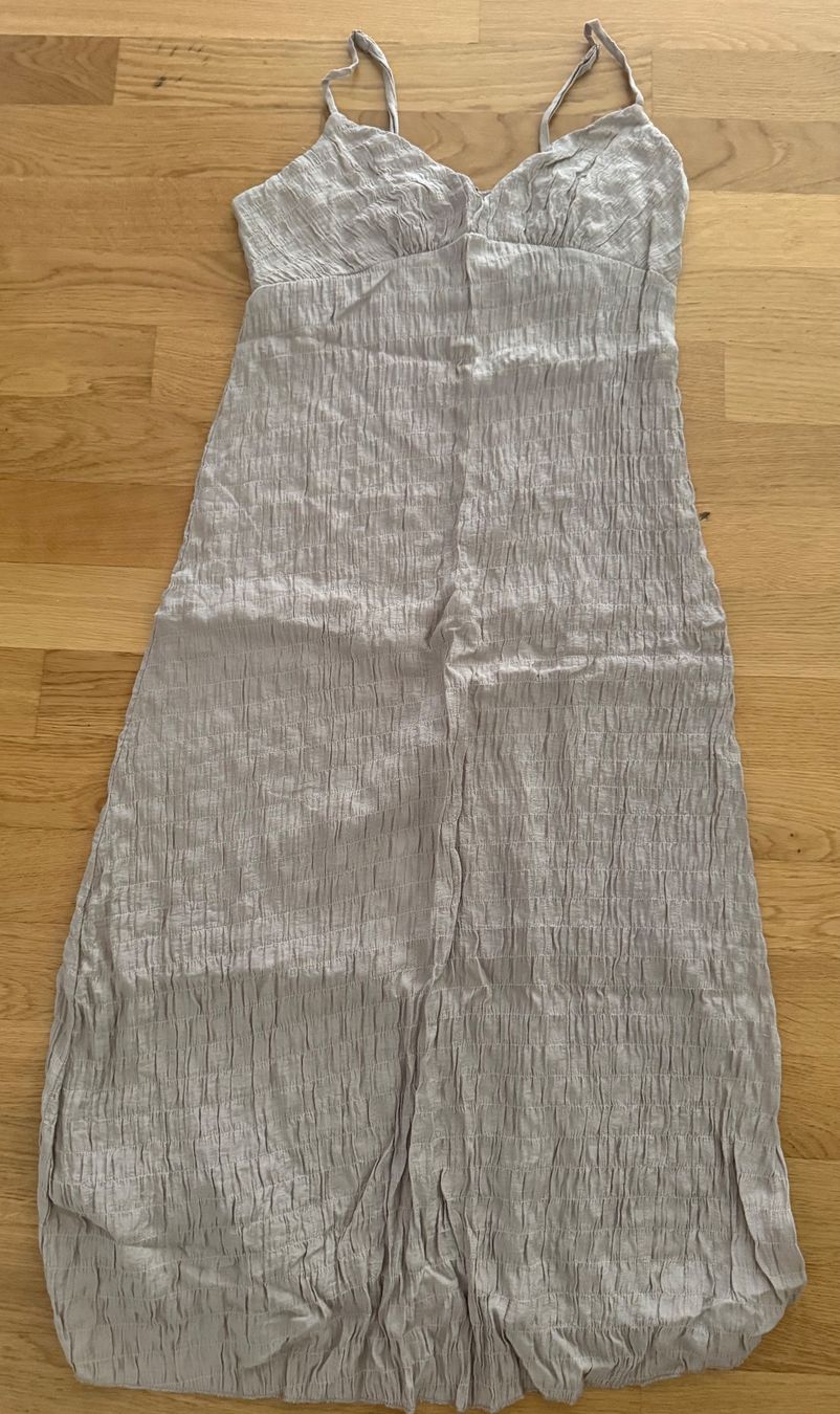 Kleider: Sommerkleid Grösse S  NEU – Neu (gemäss Beschreibung) aus Thal von Manhut 1