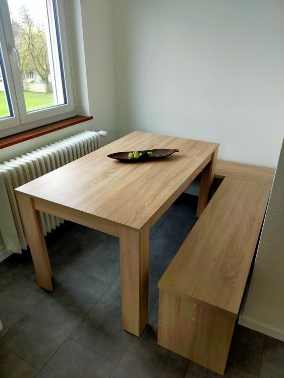 Schöner Esstisch mit 2 Bänke Kaufen auf Ricardo