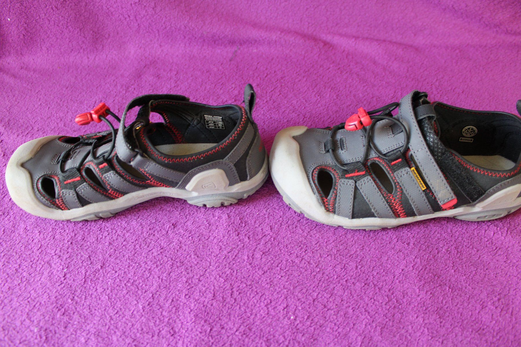 Keen Scarpe per ragazzi: Keen Wanderschuhe/-Sandalen Gr. 36 – Usato da Müllheim Dorf venduto da Seeeule01 1