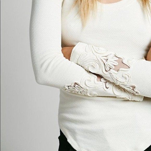 Cover & Protezioni schermo: Free People Thermo Shirt Pullover Spitzen L eher M zu Nile – Usato da St. Gallen venduto da Hereplaysmusic 7