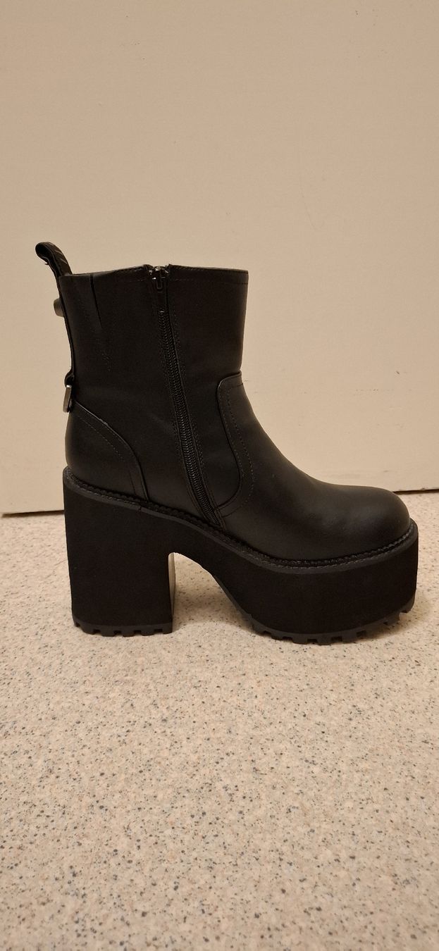 Buffalo Scarpe da donna: Buffalo Killah "Zip Boot Mid" – Nuovo (secondo la descrizione) da Basel venduto da des_7shx 5