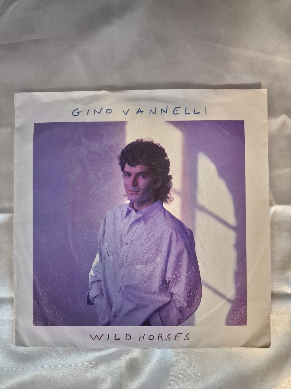 Vinyles: Gino Vannelli - Wild Horses / Shape me like a Man – D'occasion à Pfaffnau par gunport