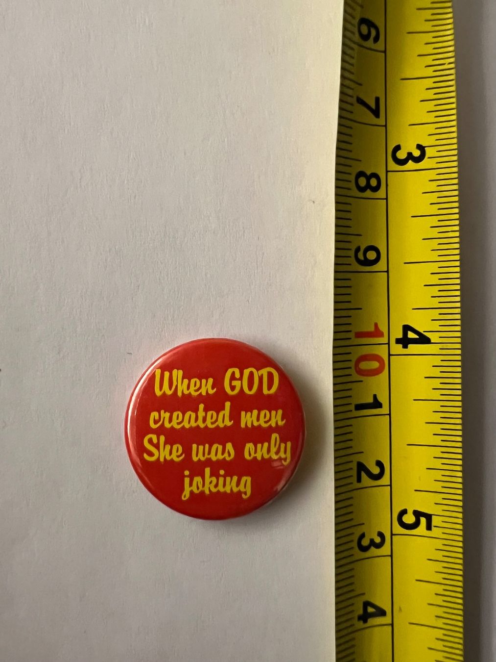 Spille & Fermagli: Button «When GOD created men She was only joking» – Usato da Zürich venduto da rigani 1