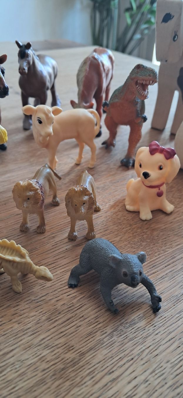 Spielzeuge: Tierfiguren – Gebraucht aus Nidau von Darkpooh 2