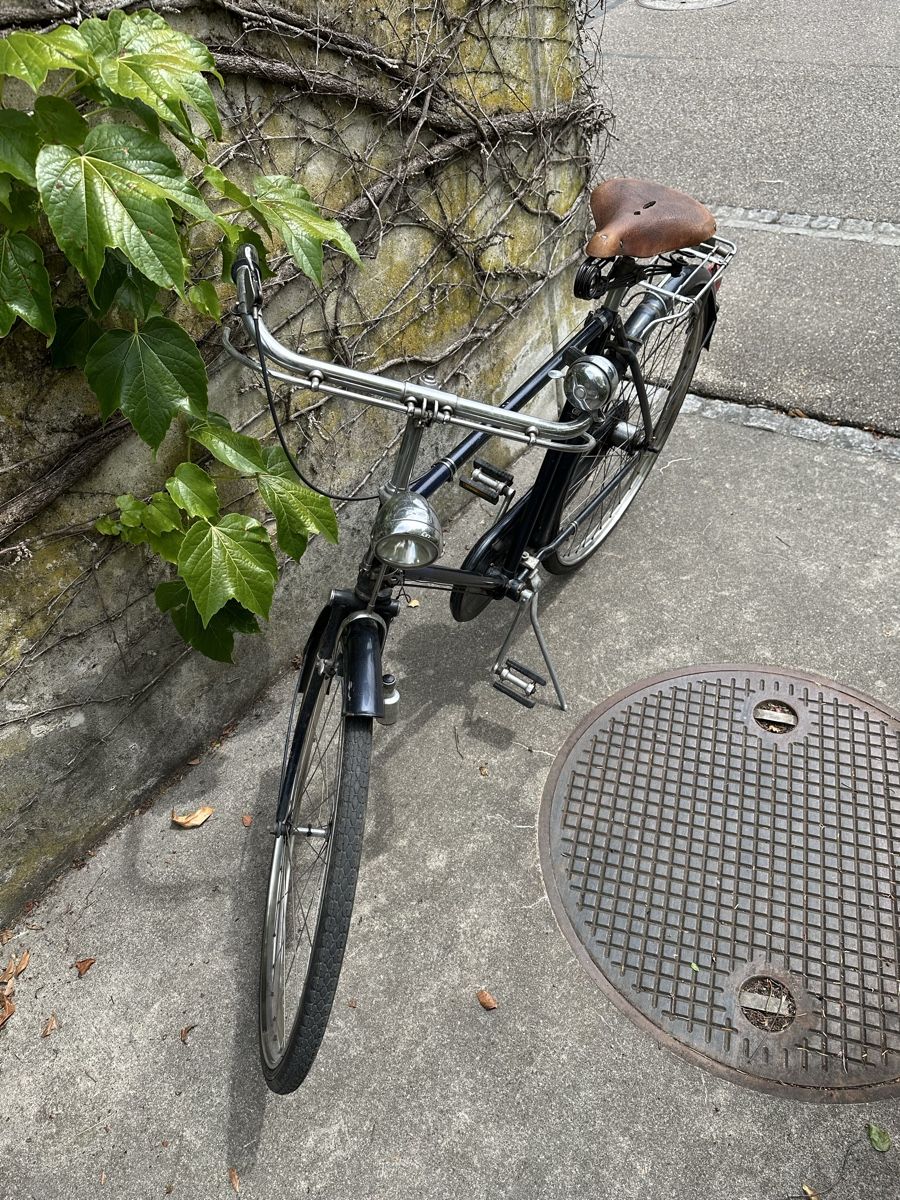 Vélos: Oldtimer Herrenvelo ca. 1950 in dunkelblau – D'occasion à Binningen par Globe_21 4