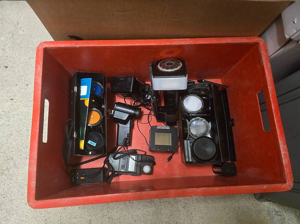 Fotocamera: Riesiges Foto- & Studio-Paket – Usato da Unterkulm venduto da gelsoma 2
