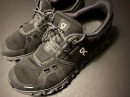 On Running Sneaker schwarz