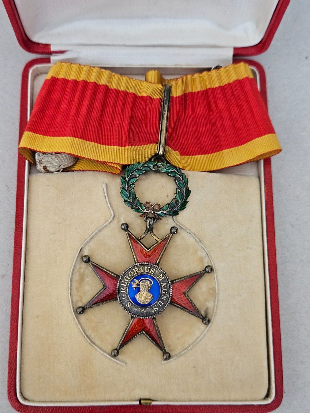 Medaglie: St. Gregorius-Orden, Kommandeurkreuz – Usato da Lugano venduto da Numisartes 1