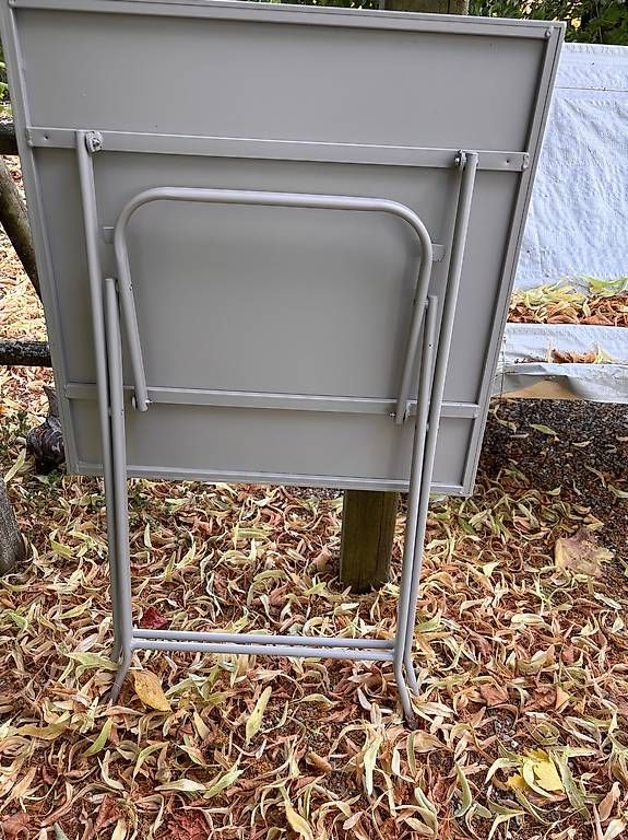 Tische: Klappbare Gartentischli – Gebraucht aus Uettligen von Wayan0 2