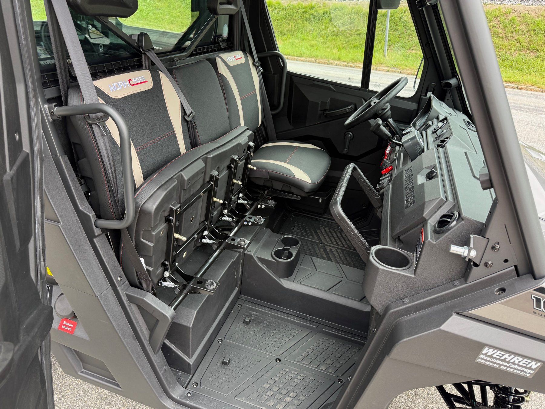 Veicoli commerciali: UTV Allrad Fahrzeug mit Schneepflug. – Nuovo e nell'imballaggio originale da Münster venduto da werage 6