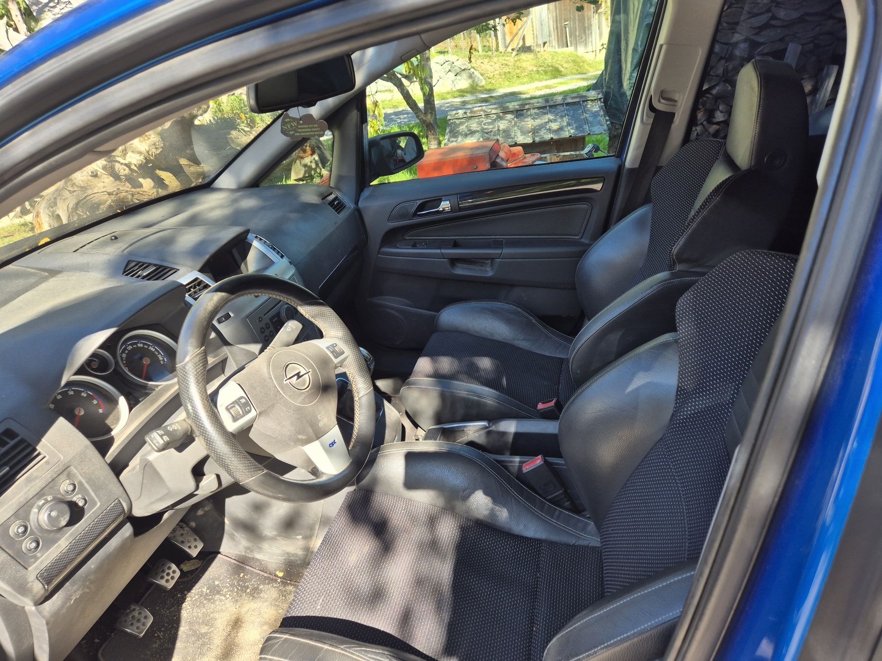 Opel Autos: Opel Zafira – Defekt aus Fischenthal von yamaha-96 4
