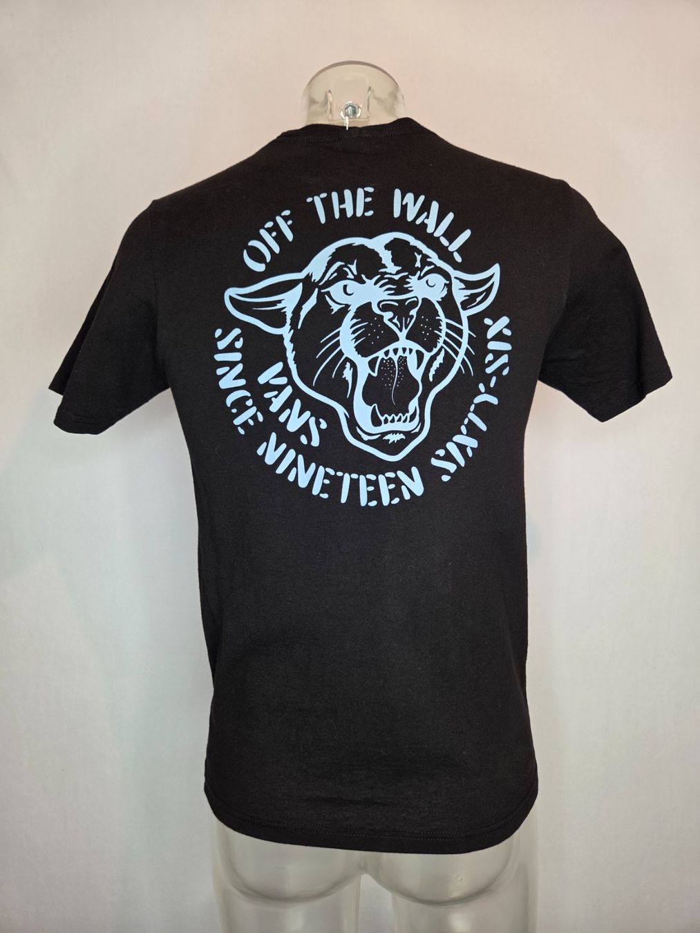 Vans T-shirt: Vans Off The Wall T-Shirt - S – Usato da Bern venduto da -Aniko-
