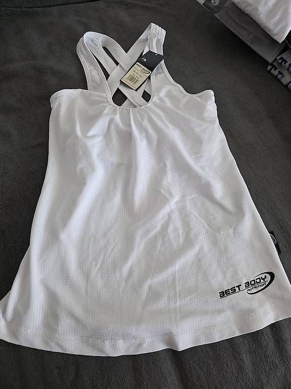 Top: BEST BODY WEIS GRÖSSE S  – Usato da Reitnau venduto da cuorematto01 3