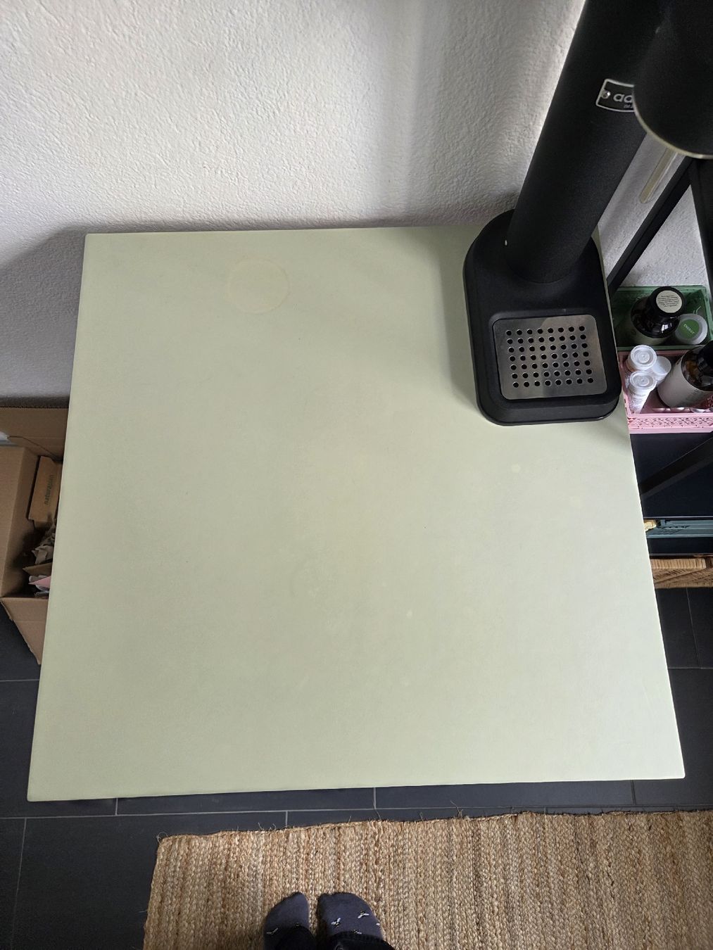 Tavoli: Bartisch Hairpin Legs + Linoleum Platte – Usato da Bern venduto da coelbere_ 2