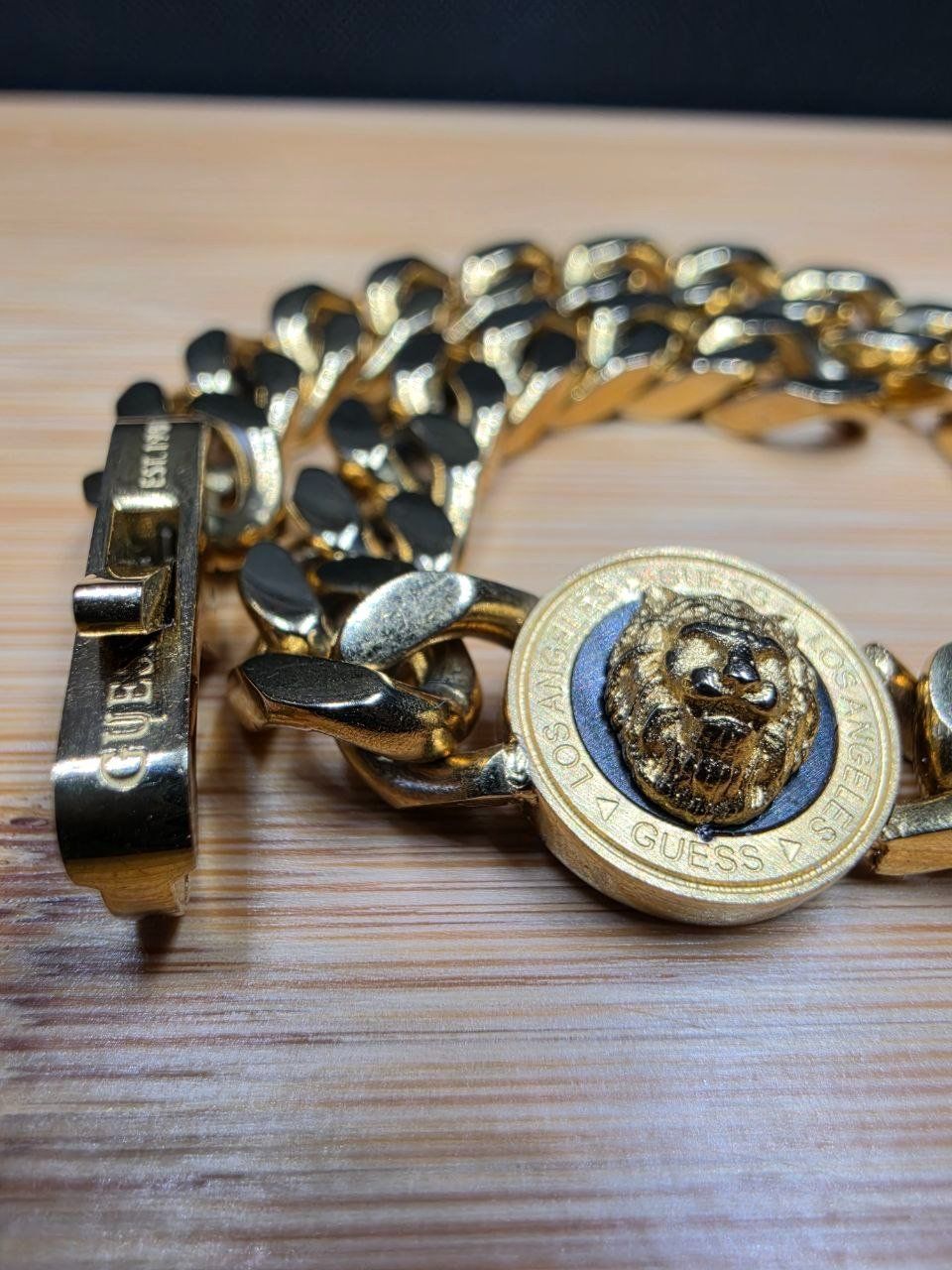 Guess Bracciali & Braccialetti: Bracelet GUESS LION KING – Usato da Reconvilier venduto da MARCLAT 9