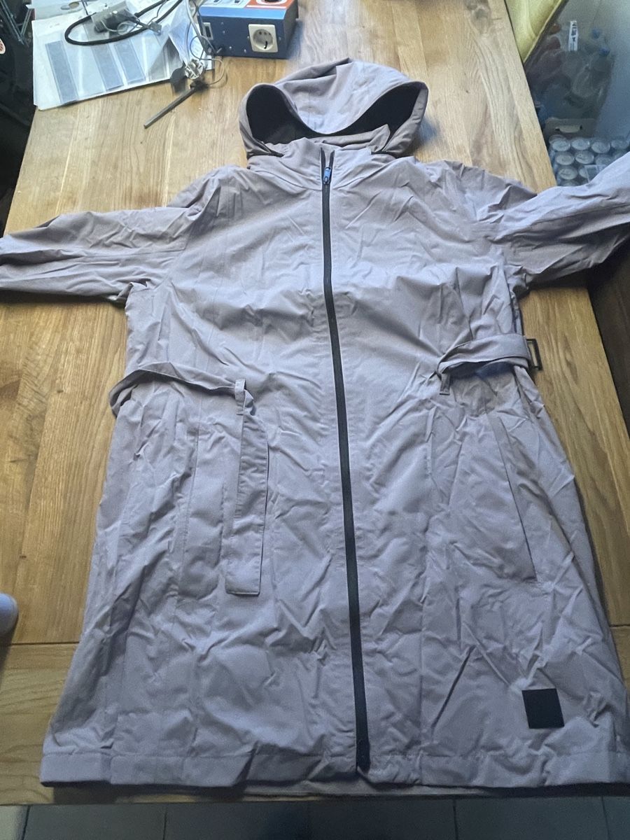 Mäntel: Jack Wolfskin Regenmantel – Neu (gemäss Beschreibung) aus Buchs AG von Swiesandra