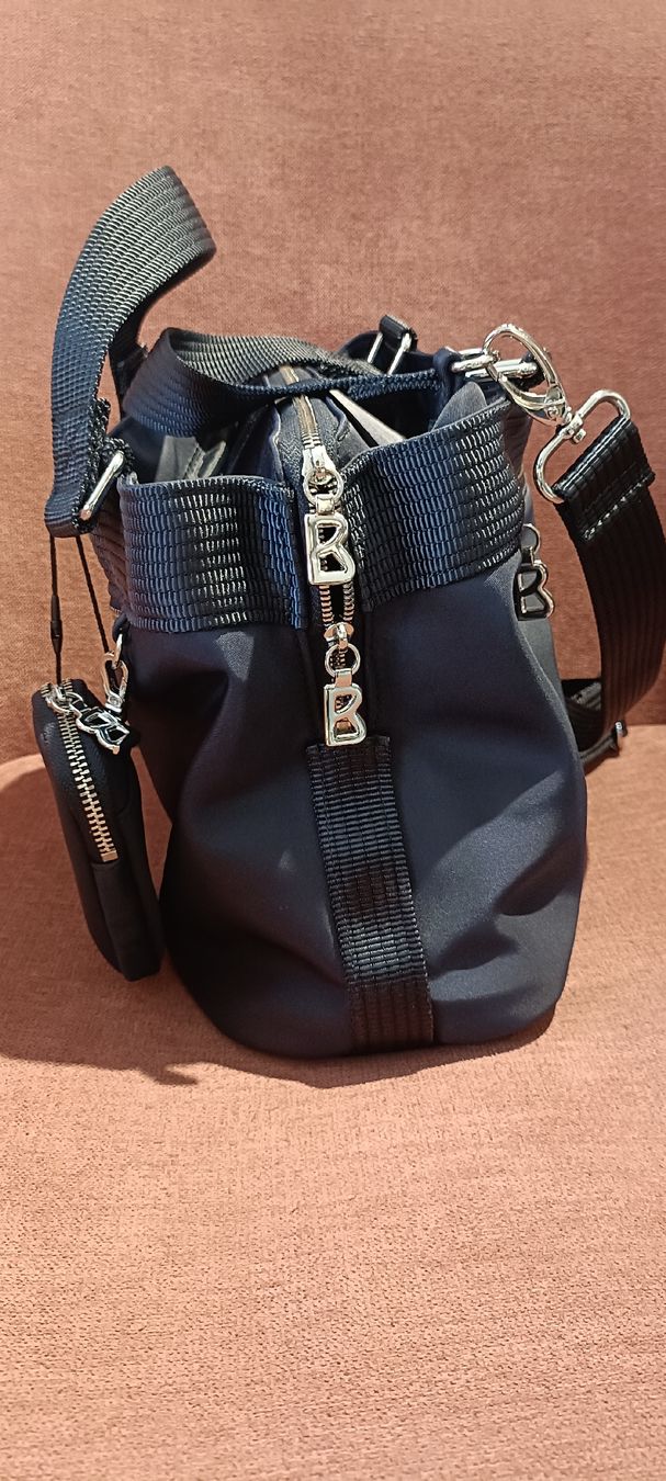 Bogner Borse: Bogner Handtasche königsblau – Nuovo (secondo la descrizione) da Zollikofen venduto da Proseco 2