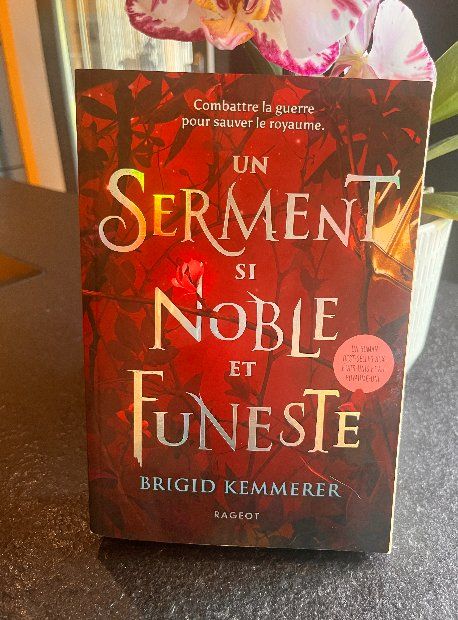 Libri: Un sort si noir et éternel T.1-2-3 (broché) – Usato da Cousset venduto da xgi_c7z6 2