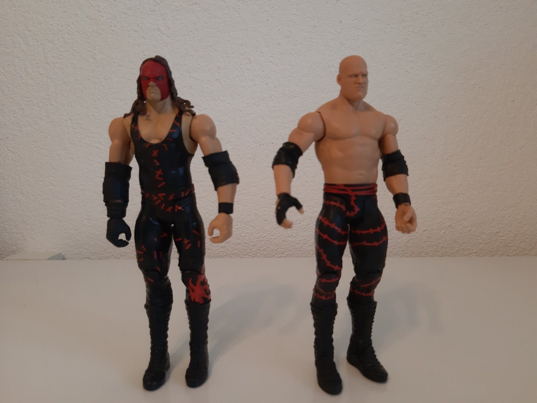 WWE Statuette: WWE Action Figure X2 Kane Figure – Usato da Buchs SG venduto da Bray_Law