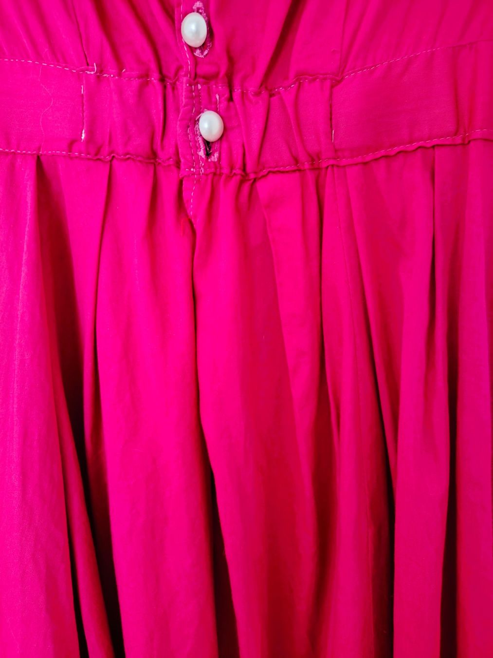 Vestiti: Himbeerrotes Baumwollkleid mit Bindegürtel – Usato da Dättwil AG venduto da dia_6cbv 1