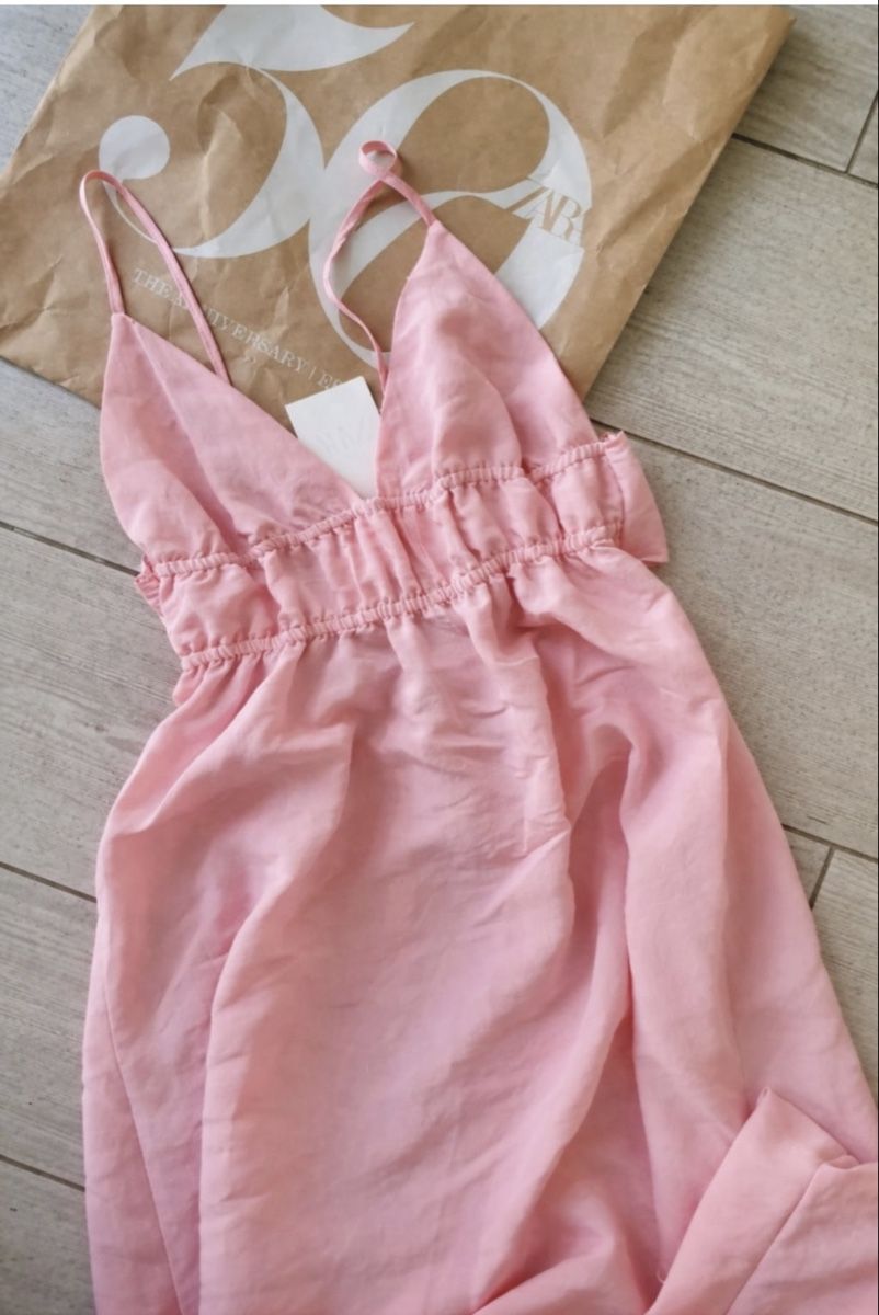 Zara Robes: Zara Dress  – Neuf avec emballage d'origine à Opfikon par MabelCouture 6