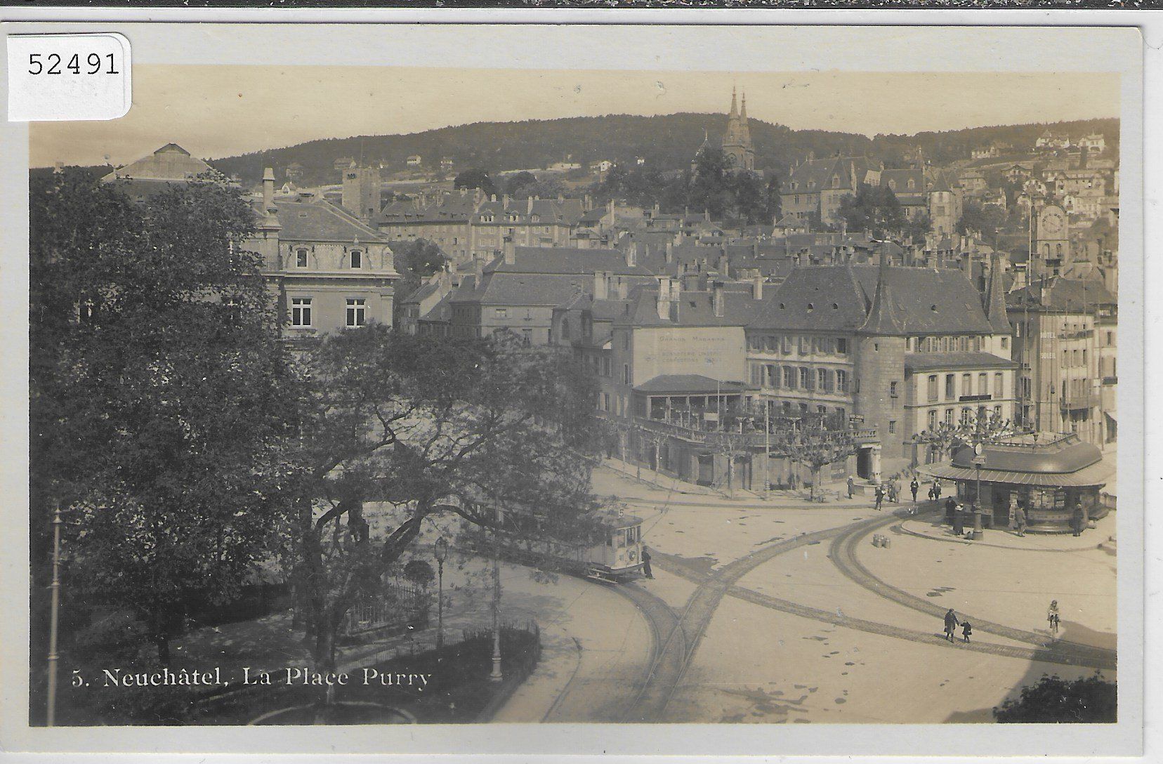 Cartoline postali: Neuchatel - La Place Purry - Tram – Usato da Ettingen venduto da Kartenplanet