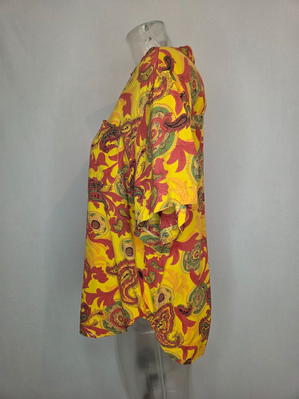 Camicette: Vintage Viskosebluse mit Paisleyprint - S/M – Usato da Bern venduto da -Aniko- 1