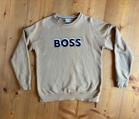 Sweatshirt BOSS beige avec logo imprimé bon état taille 14A