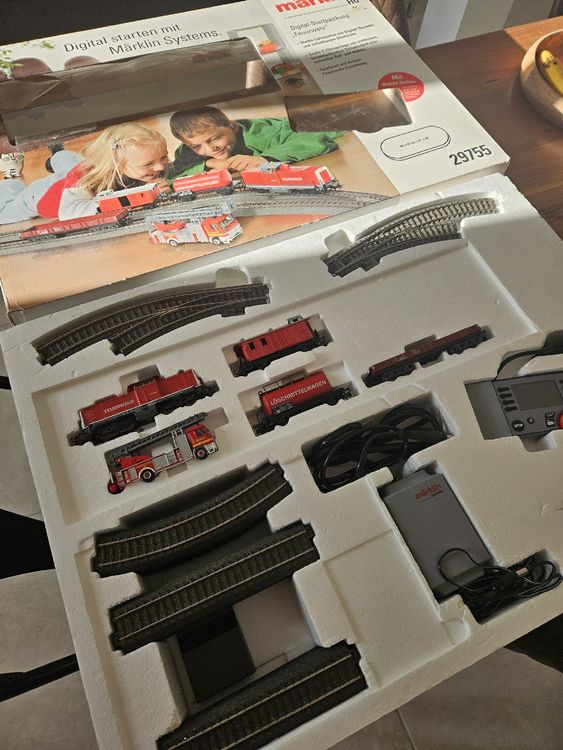 Märklin 29755 Digital - Startpackung "Feuerwehr" + Gleis (Gebraucht) in
