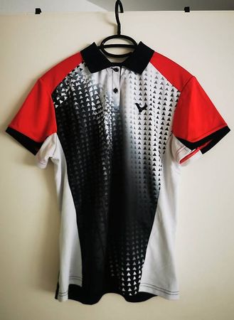 3 t-shirts de badminton (1 Victor et 1 Forza) 