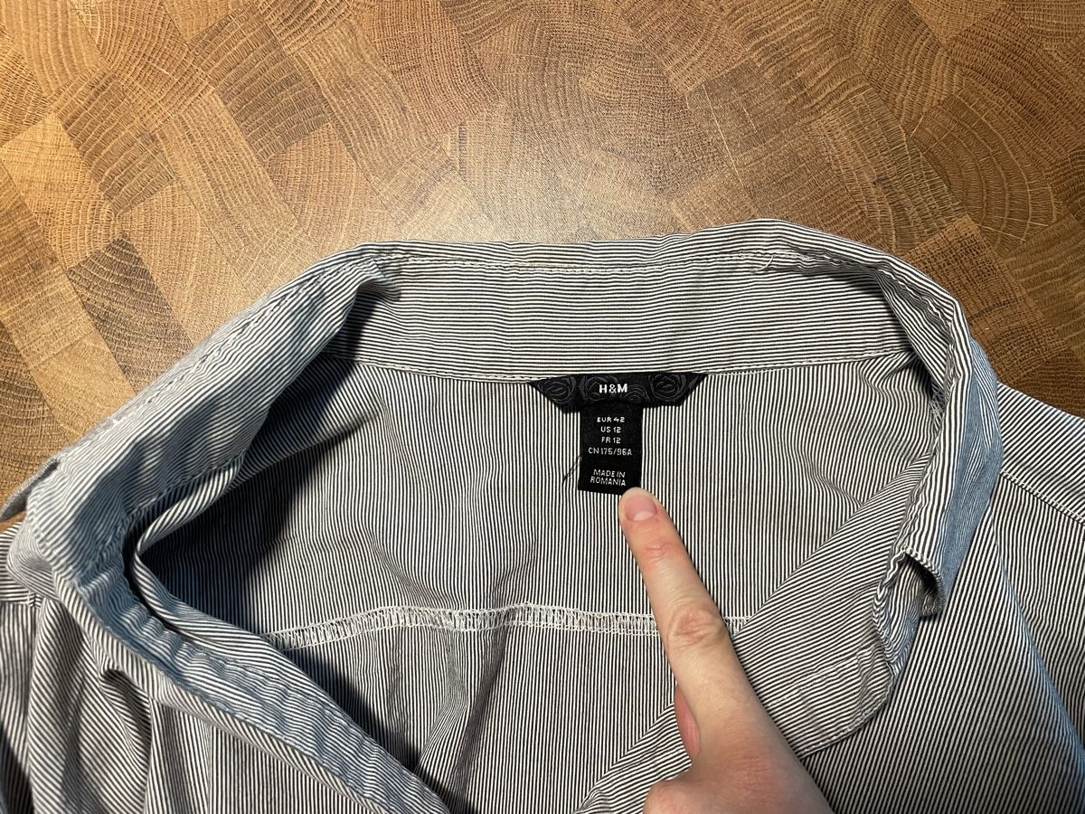 H&M Camicette: hellgraue fein gestreifte Bluse mit Kragen, H&M, 42 – Usato da Bern venduto da AnnaS13 1