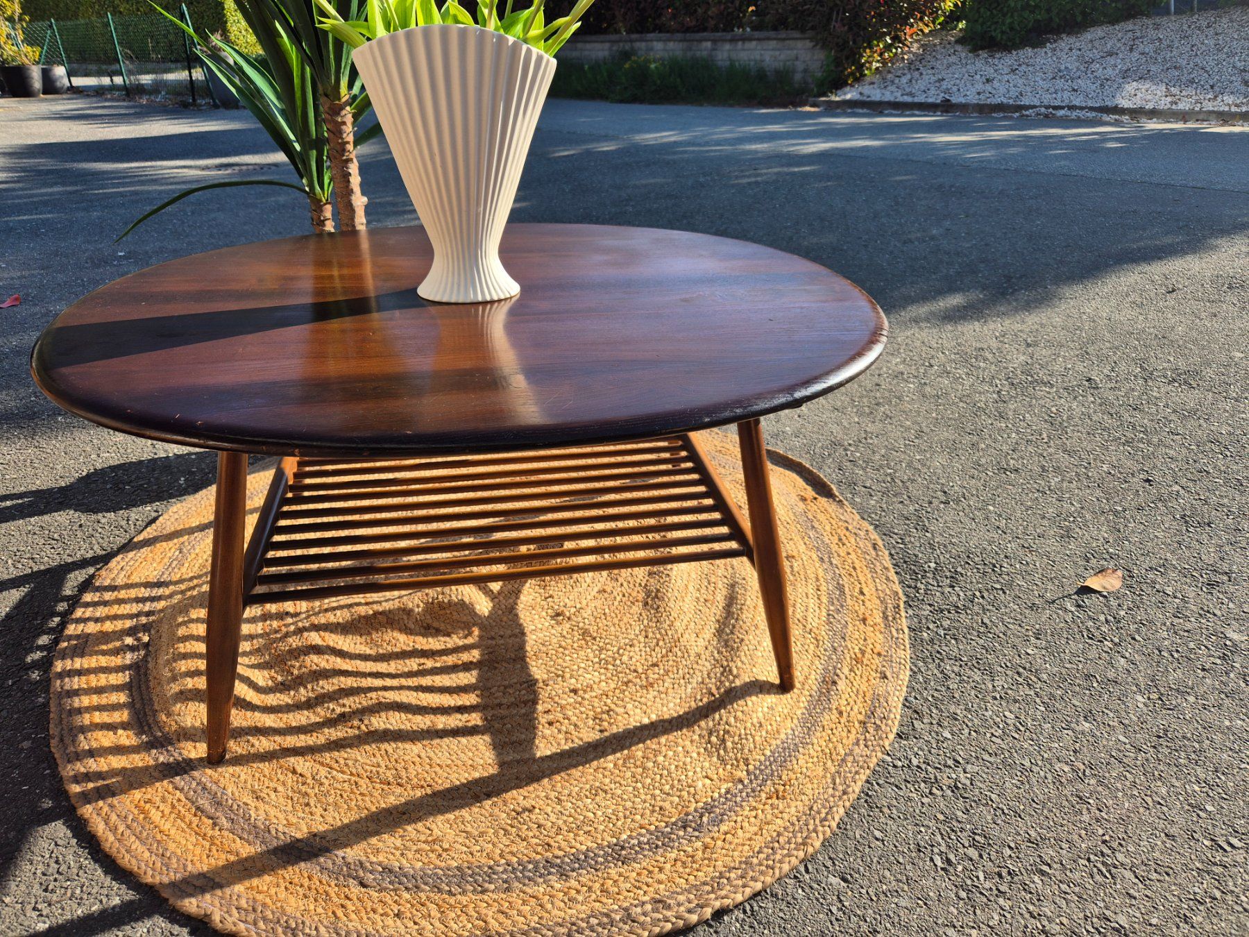 Tische: Table basse ERCOL LUCIAN 1950 – Gebraucht aus Fully von tameab 1