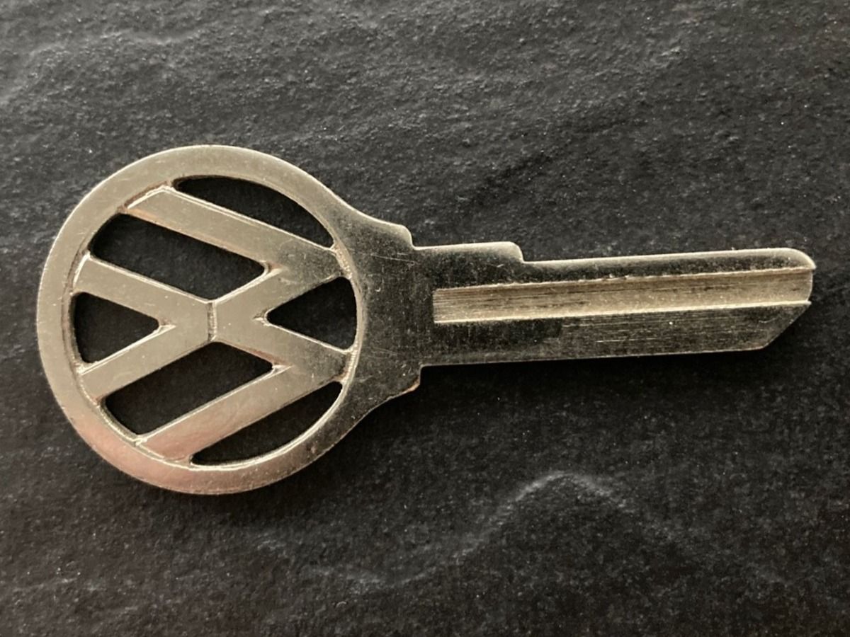 VW Chiavi: Oldtimer VW Schlüssel Rohling Witte – Nuovo (secondo la descrizione) da Abtwil AG venduto da Gremlin_gizmo 1