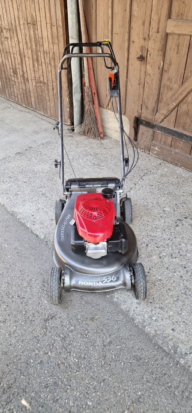Honda Rasenmäher: Honda Rasenmäher HRD536C  – Gebraucht aus Tagelswangen von Axel_36 1
